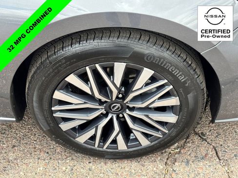 Certified 2025 Nissan Altima 2.5 SV FWD image 8