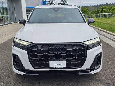 Used 2025 Audi SQ7 Prestige AWD/4WD image 8