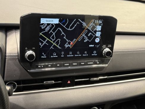 Used 2024 Mitsubishi Outlander SE image 8