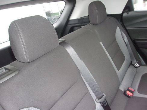 Used 2024 Chevrolet TrailBlazer LT w/ Driver Confidence Package FWD image 14