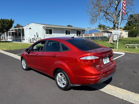 Used 2018 Ford Fiesta SE image 10