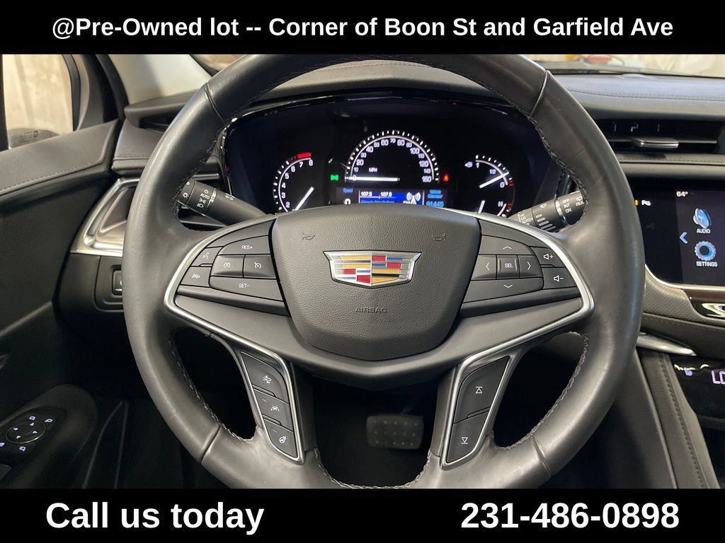 Used 2017 Cadillac XT5 Luxury w/ Driver Awareness Package AWD/4WD image 20