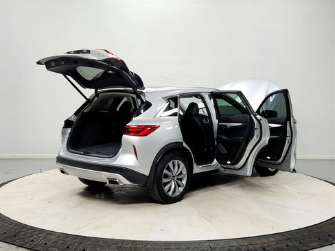Used 2021 INFINITI QX50 Luxe image 15