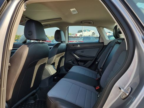 New 2025 Volkswagen Jetta SE image 12