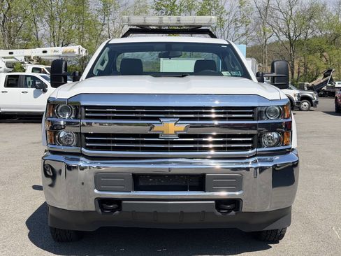 Used 2016 Chevrolet Silverado 2500 W/T AWD/4WD image 2
