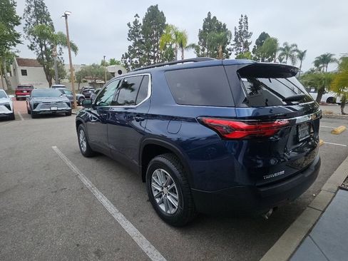 Used 2023 Chevrolet Traverse LT FWD image 5
