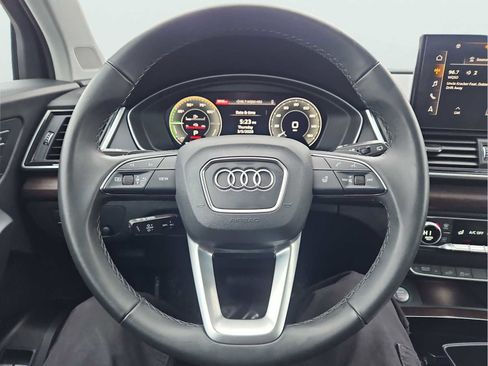 Used 2024 Audi Q5 e Premium Plus w/ Premium Plus Package image 19