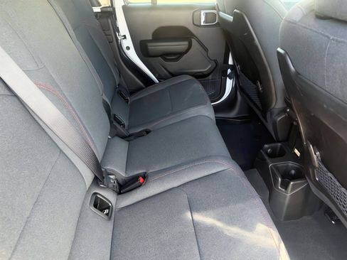 Used 2024 Jeep Gladiator Rubicon w/ Convenience Group image 13