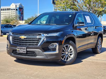 Used 2023 Chevrolet Traverse LT
