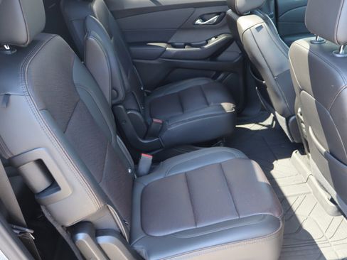 Certified 2023 Chevrolet Traverse High Country AWD/4WD image 37