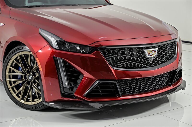 Used 2024 Cadillac CT5 V Blackwing w/ Carbon Fiber Package 2 RWD image 2
