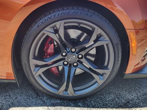 Used 2024 Chevrolet Camaro SS RWD image 18