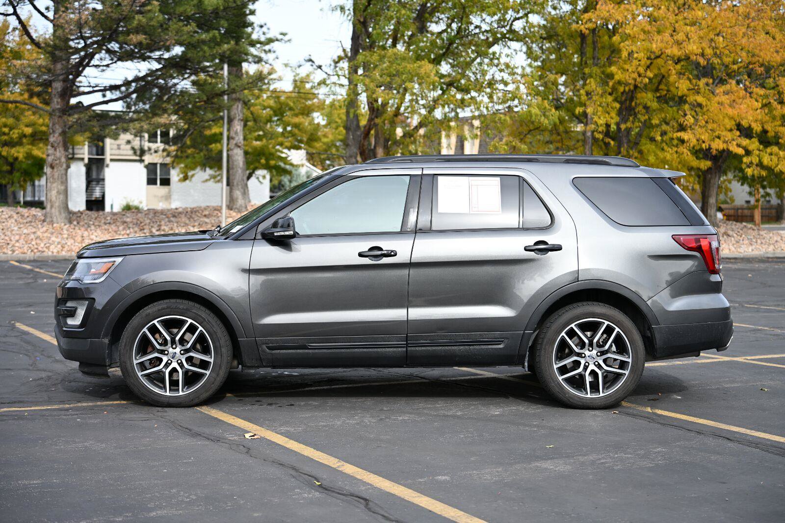 Used 2016 Ford Explorer Sport AWD/4WD image 24