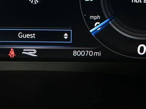 Used 2020 Volkswagen Atlas Cross Sport SEL R-Line image 28