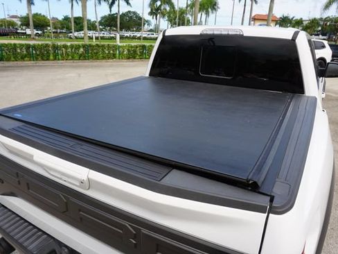 Used 2017 Ford F150 Raptor w/ Equipment Group 802A Luxury AWD/4WD image 12