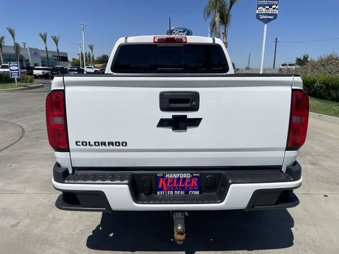 Used 2017 Chevrolet Colorado Z71 AWD/4WD image 7