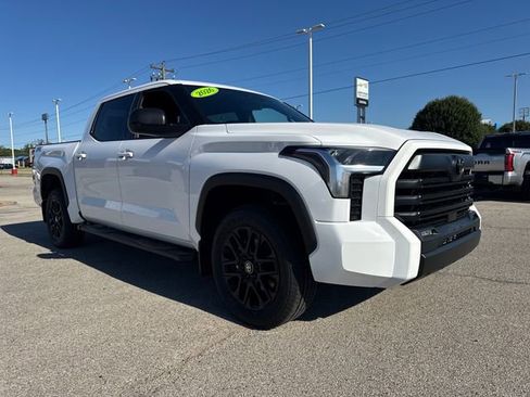 New 2026 Toyota Tundra SR5 AWD/4WD image 8