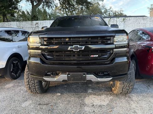 Used 2017 Chevrolet Silverado 1500 LTZ Z71 w/ Midnight Edition AWD/4WD image 7
