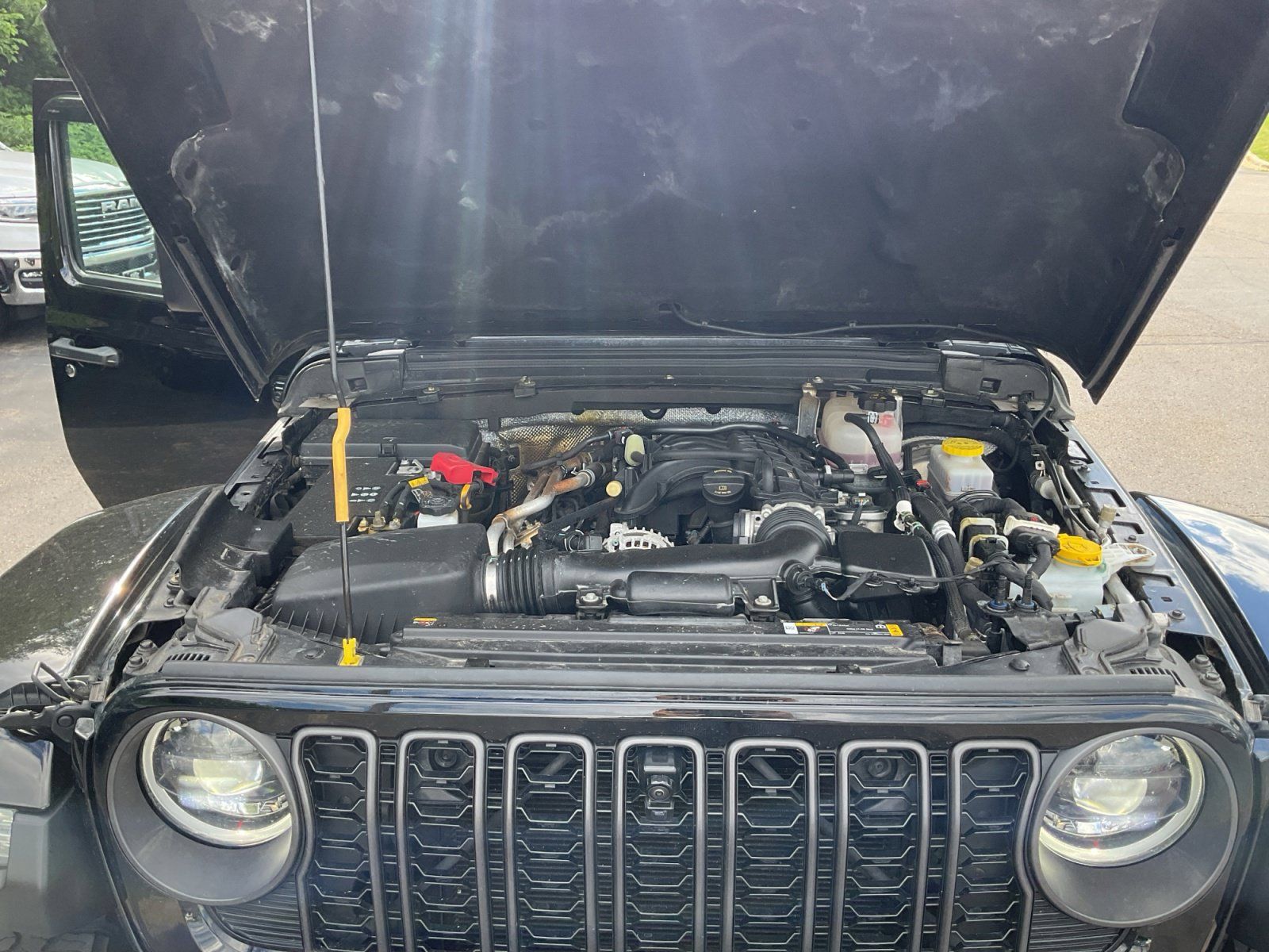 Used 2024 Jeep Wrangler Unlimited Rubicon AWD/4WD image 24