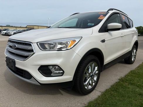 Used 2018 Ford Escape SE w/ SE SYNC Package AWD/4WD image 8