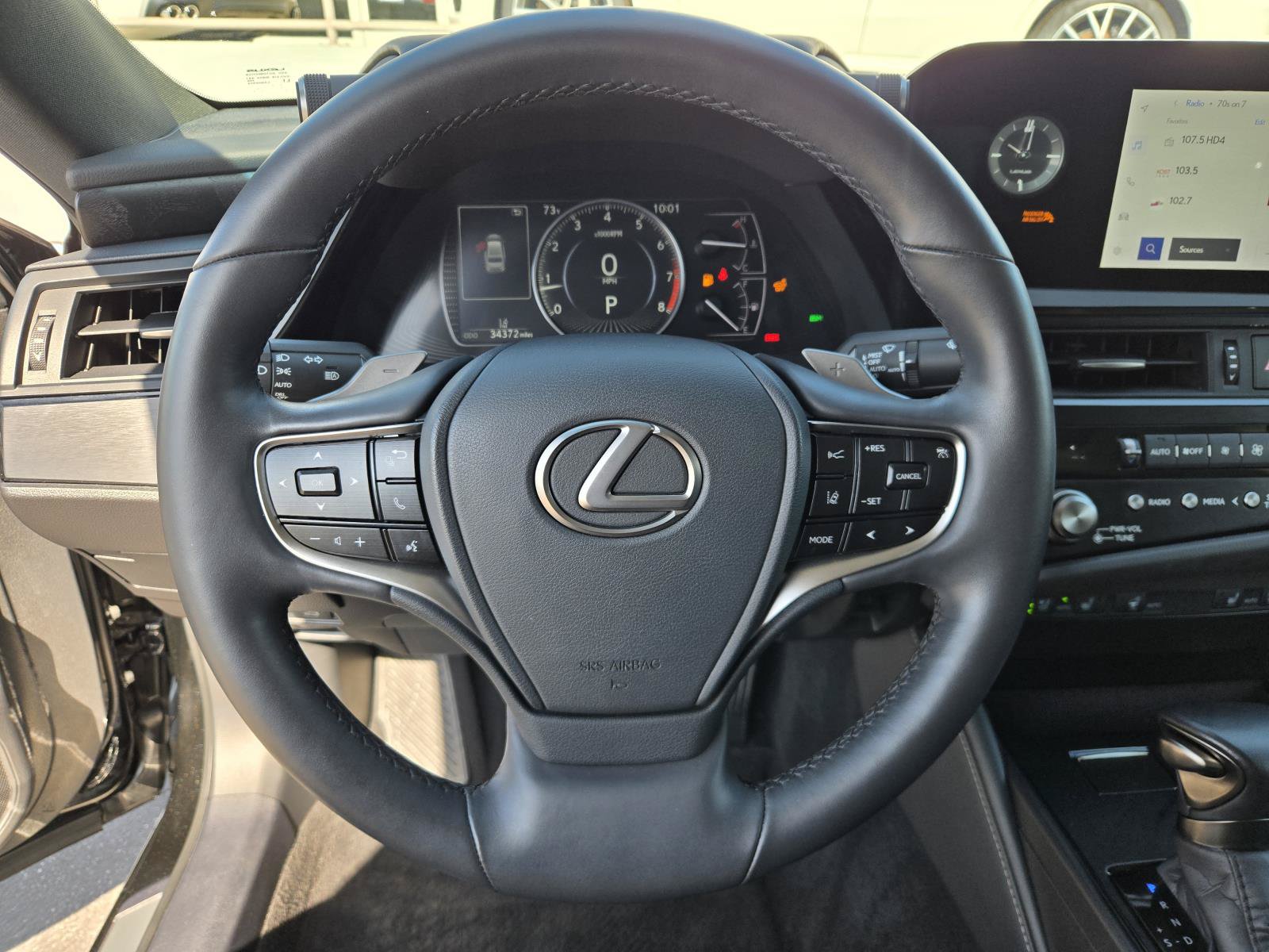 Used 2024 Lexus ES 350 w/ Premium Package FWD image 15