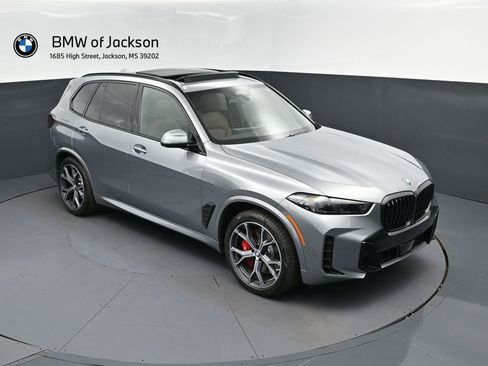 New 2026 BMW X5 xDrive50e w/ M Sport Package AWD/4WD image 1