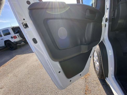 Used 2025 RAM ProMaster 2500 w/ Quick Order Package 22G SLT image 16