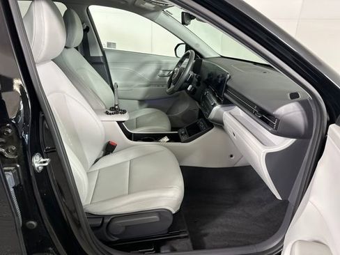 Certified 2025 Hyundai Kona Limited image 28