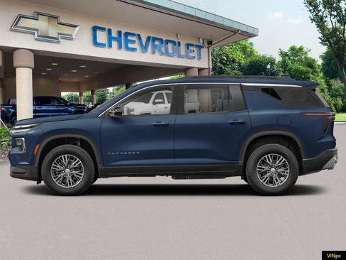 New 2026 Chevrolet Traverse LT FWD image 3
