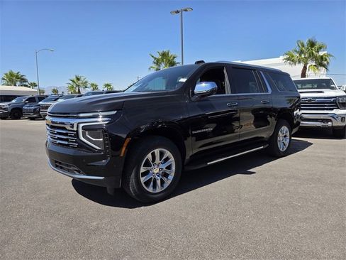 New 2025 Chevrolet Suburban Premier image 2