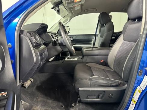 Used 2017 Toyota Tundra SR5 image 11