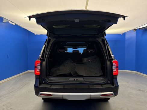 Used 2024 Ford Expedition Limited RWD image 29