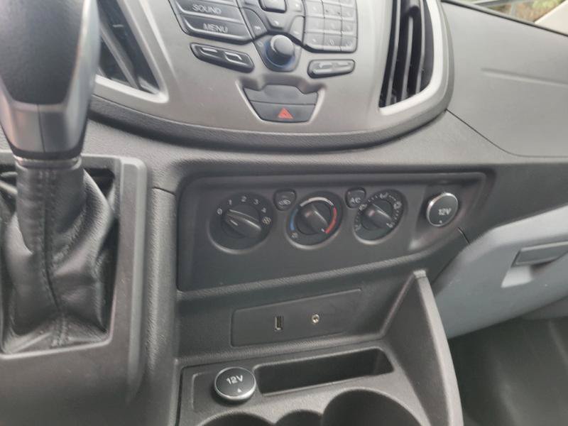 Used 2016 Ford Transit 150 XL RWD image 26