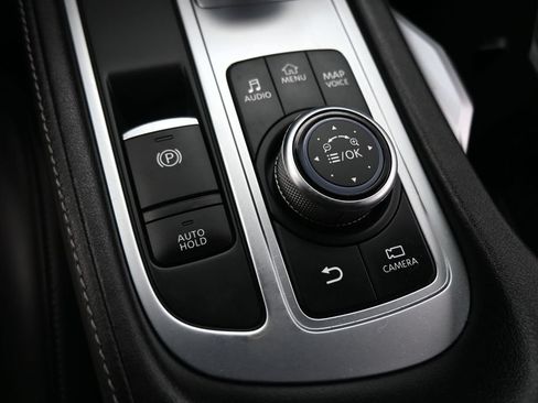 Used 2023 INFINITI QX60 Luxe w/ Performance Audio Package FWD image 17