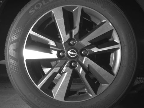 Used 2025 Nissan Versa SV image 15