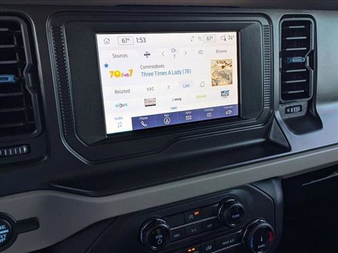 Used 2022 Ford Bronco Wildtrak image 13