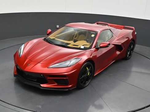 Used 2022 Chevrolet Corvette Stingray Premium Conv w/ Z51 Performance Package RWD image 17
