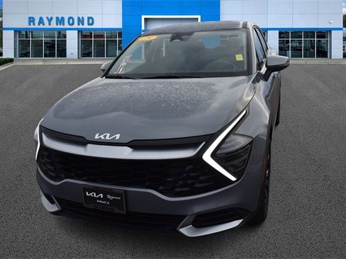 Certified 2025 Kia Sportage EX image 7