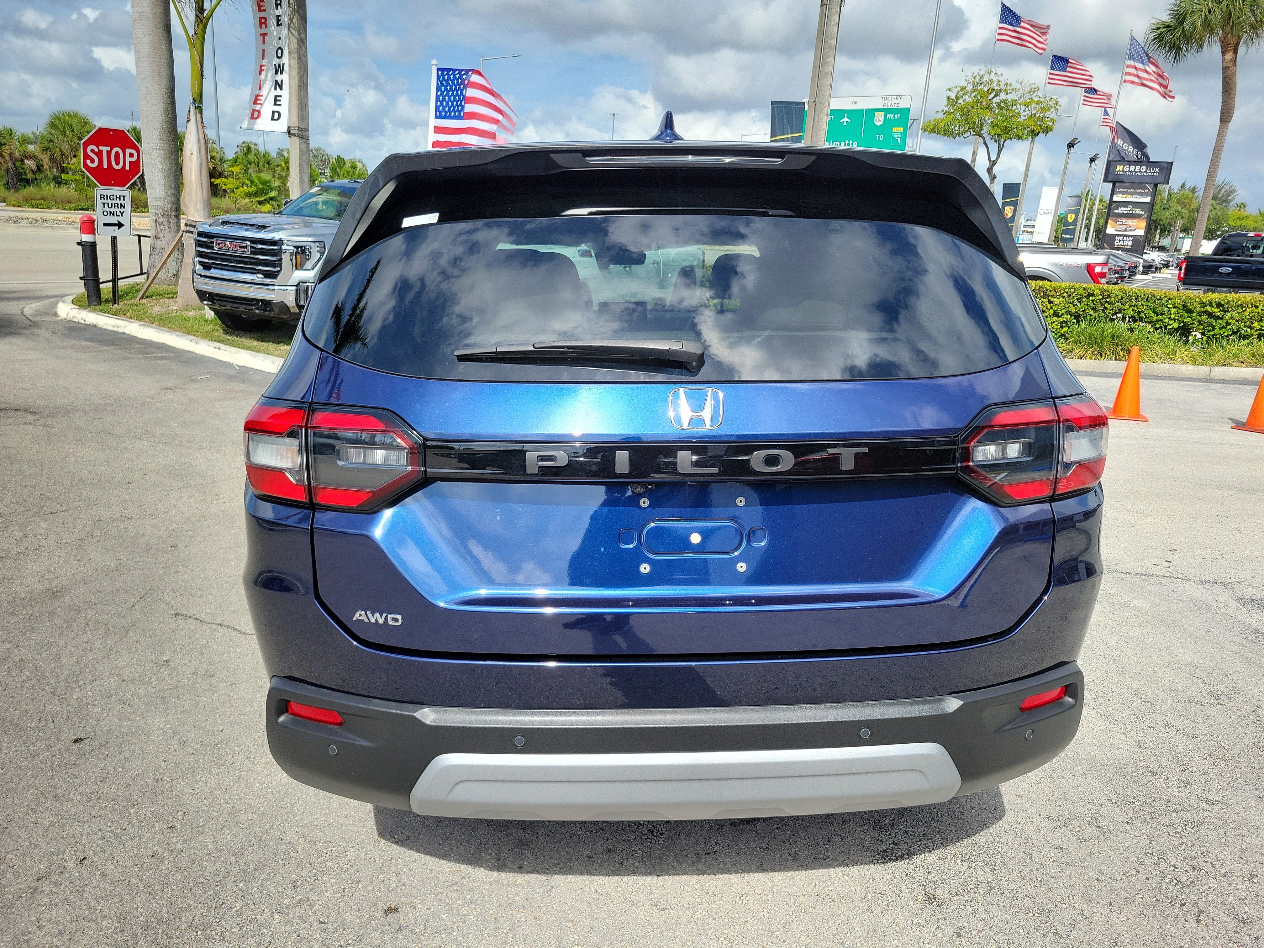 Used 2023 Honda Pilot EX-L image 6