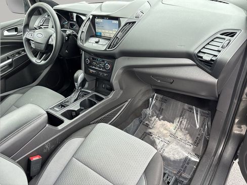 Used 2019 Ford Escape SE image 11