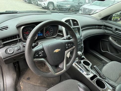 Used 2015 Chevrolet Malibu LT FWD image 24