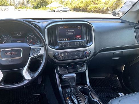 Certified 2019 GMC Canyon SLT w/ Trailering Package image 16