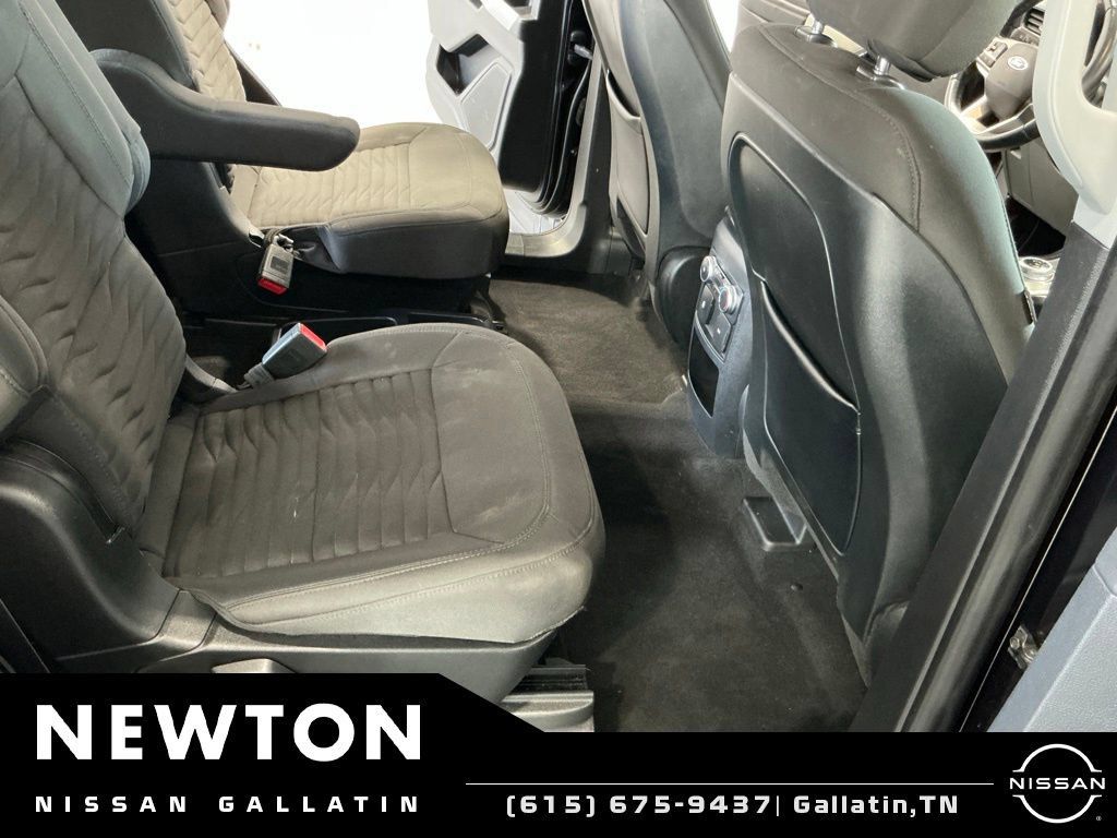 Used 2020 Ford Explorer XLT w/ Comfort Package AWD/4WD image 16