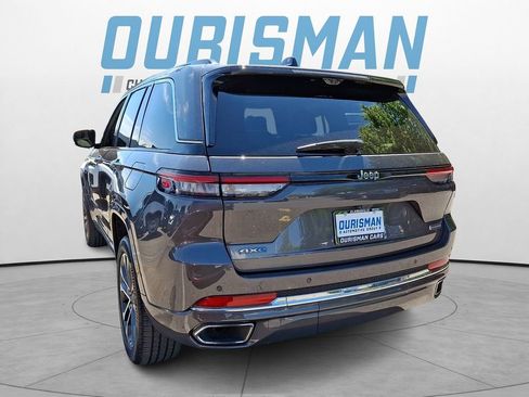Used 2023 Jeep Grand Cherokee Overland w/ Luxury Tech Group IV AWD/4WD image 4