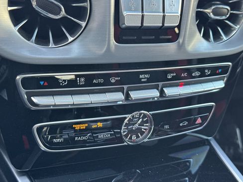 Used 2023 Mercedes-Benz G 63 AMG AMG G 63 image 24