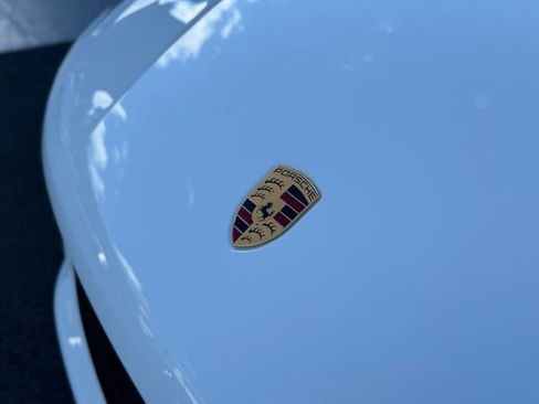 New 2026 Porsche Macan image 32