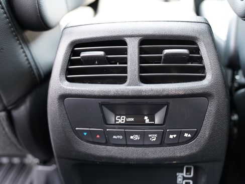 Used 2022 Honda Pilot Special Edition image 6