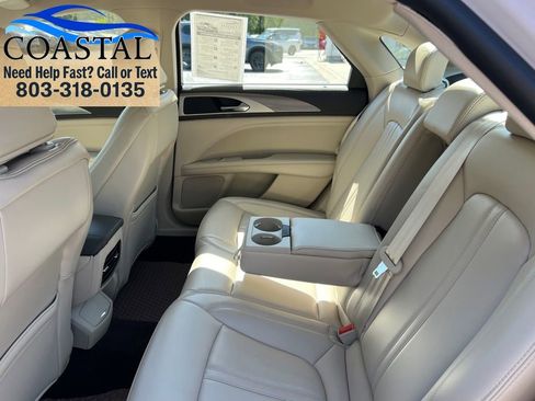 Used 2020 Lincoln MKZ w/ Convenience Package FWD image 17