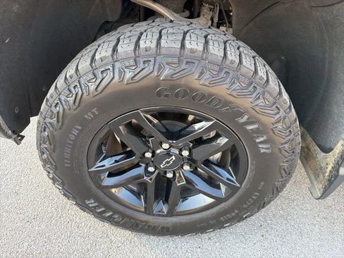 Used 2023 Chevrolet Silverado 1500 LT Trail Boss w/ Protection Package image 10