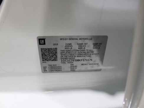 Used 2019 Chevrolet Silverado 2500 LTZ w/ LTZ Plus Package image 43